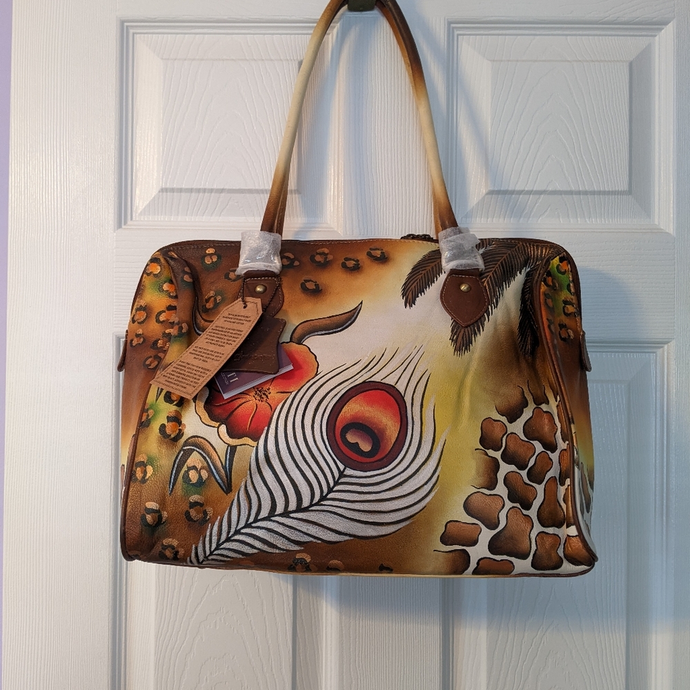 NWT Sukriti leather peacock shoulder bag